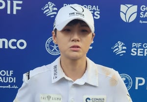 "Llevaba mucho tiempo sin poder hacerlo, ¿por qué me quieren tanto?" La reflexión de Park Sung-hyun, número uno del mundo, y su determinación de reaccionar en la última jornada de la temporada [KLPGA]