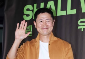 Lee Young-pyo, "I Came to Watch 'Shell We Run'" [★Photo]