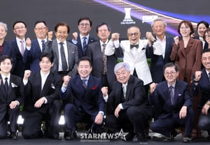 齐聚一堂的杰出艺术家们[★照片]