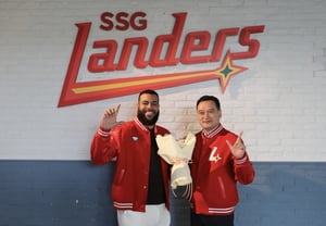 [Official] 'Finally, a full season with Avila' SSG re-signs Avila for 'up to two years': "I will help SSG win the championship in 2027"