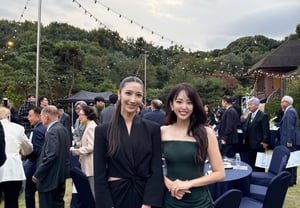 Lee Se-eun Meets Lee Jae, "Granddaughter of Shin Young-kyun": "Always Rooting for Her… My Daughter Was Thrilled to Meet the Real-Life Rumi"