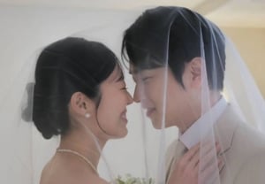 Noh Hee-chan and Choi Mi-so Announce Surprise Wedding, Musical Actor Couple Born [Star Issue]
