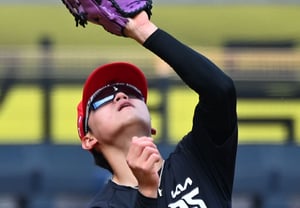«Por fin despegó»: KIA anuncia la alineación inicial para el Juego 1 de las semifinales de playoffs; «Kim Sun-bin batea en segunda posición, y la dupla de Kim Kyu-sung en segunda base y Ha Ju-seok en campo corto toma el relevo» [En vivo desde el Juego 1 de las semifinales]