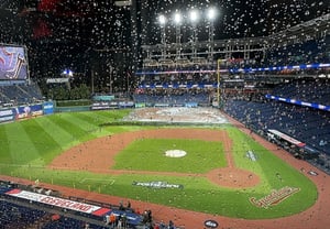 ALCS第4戦の雨天中止→第7戦まで行くなら4連戦の地獄、WSで先に進んだミルウォーキーだけが得なのか
