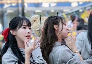 [Ảnh] 'Hãy đắm mình trong bóng chày mùa thu để tác nghiệp nào!' Cha Young-hyun của LG