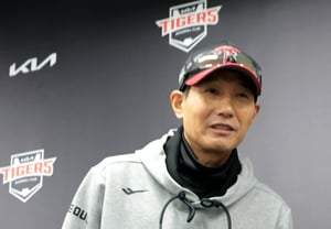 【快速一览】“第二场要赢,然后去蚕室!”廉庆叶教练
