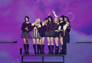 セイマイネーム、ファンと共にしたデビュー2周年ファンコンサート「一緒にいて幸せ」