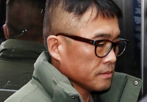 キム・ゴンモ、暴露被害に極端な考えも..公益通報の被害者は12人のみ」 [スター・イシュー]