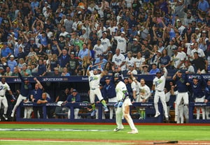 Tampa Bay derrota a Cleveland y avanza a la Serie Mundial por primera vez en 6 años: ¡Milwaukee, sal! → Primer desafío al título [Reseña de ALCS6]