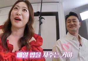 Married for 15 years… Shim Jin-hwa: “I live naked with Kim Won-hyo… We even shower together” [New Woman]