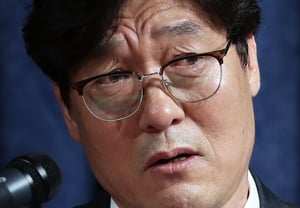 「国民的な憤怒事故も『ノーショー』」··· 韓国サッカーを壊し「逃亡論争」の当事者、ついに司法処罰に直面