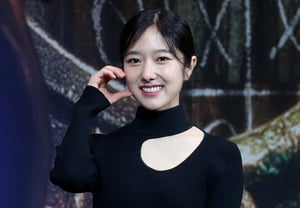 "从未发表过个人立场言论"……李惠星，提及河英"曾祖父亲日争议"后引发余波[明星话题]