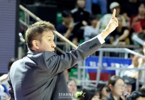 [Foto] "¡Se ve la cima!" El entrenador Kim Sang-sik de Samsung, en racha de victorias consecutivas desde el inicio de la temporada