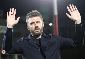 「1-4完敗」キャラク監督、なぜ私が辞任するのか？ 「選手たちが走らないのを見たことがないのか」と激しく非難··· 「5年前の『ソルシャール更迭』の時と似ている」