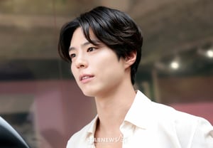 Even Park Bo-gum works this hard… 20% pass rate, obtaining a national technical qualification certificate → A young person with exceptional passion [Star Issue]
