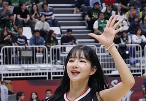[Photo] Kim Jin-a: "I'll treat you to snacks"
