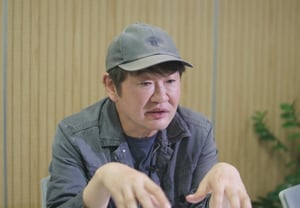 Đạo diễn Heo Jin-ho của phim 'Những Kẻ Sát Nhân' phá vỡ im lặng, đưa ra lập trường về tranh cãi.."Liệu có phải không được phép đặt câu hỏi không?" Phỏng vấn 'PD Notepad'