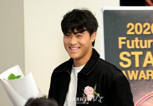 [フォト] 「笑顔が美しい青年」2026フューチャーズスター大賞受賞者であるサッカースター賞のアン・ジュワン