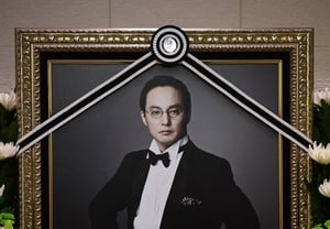 故シン・ヘチョル、本日（27日）12回忌..医療事故で旅立った恋しい魔王