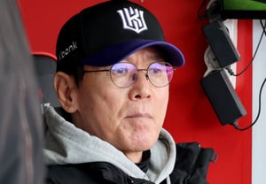 KIAでもサムスンでも構わない「90勝のKTに自信、イ・ガンチョル監督『誰であれ、たくさん戦って這い上がってきてほしい』 [水原現場]