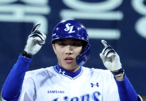 [Photo] Lee Jae-hyun drives the nail into the game
