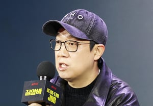 El director de planificación general Han Jun-hee, sobre la serie 'Honey Side Hustle': "Llevaba tiempo observando a Kim Min-ha antes de 'Pachinko'... Le hice una propuesta desde mi admiración como fan"
