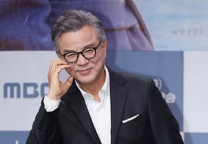 カン・ソクウ、祖父になった「息子が息子を産んだ」..イ・ミンジョン→ユン・ユソンおめでとう