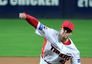[Photo] Shirakawa's "Heroic Pitching"