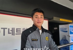 "Aunque no salga bien, intentémoslo hasta el final": el "soldado raso" Park Ji-hwan abandonó los partidos durante un mes y cambió por completo su mecánica de bateo: "En la era de Cheongra, jugaré como titular" [Entrevista]