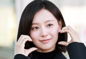 Kim Ji-won, “Eye-Pleasing Beauty” [★Photo]