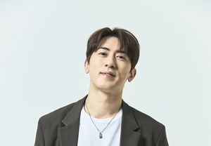 金元勋："姜智英最像'上班族'……身上散发着最好闻的香味"[采访]