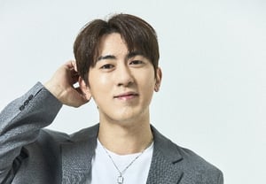Kim Won-hoon: «G-Dragon de BIGBANG, por favor salgan a 'Los empleados'» Llamado público [Entrevista]