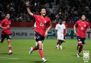 "Made the national team and called my parents first"... Shin Min-ha, 21, overwhelmed by emotion over his "first call-up": "I will show youthful vigor"