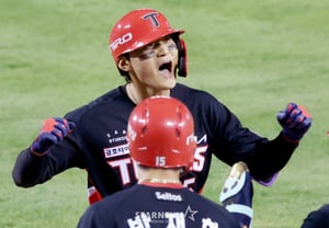 [★ベースボール] 「キム・ドヨンシリーズ」水原城へ向かうのか？ 3試合連続ヒット！打率0.438、月光シリーズを牽引するスーパースター