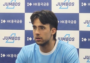 どんなポジションでも自信がある「新たな役割でもVリーグ開幕戦を猛攻、大韓航空ケトジンスキー『成功的デビュー』 [仁川現場]