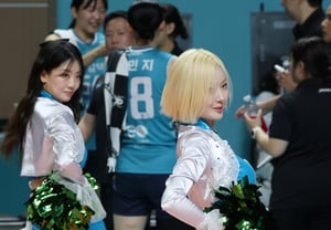 [フォト] ソ・ヒョンスク「ナノ姫の後ろ姿」