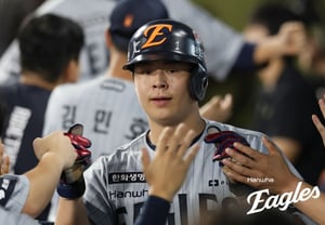 «El premio de 307 mil millones de wones por el número 16 de la lotería»: Noh Si-hwan renuncia a la fortuna, «en EE. UU. hay escasez de tercera bases...» La adaptación al pitcheo rápido y su capacidad defensiva en la tercera base serán clave