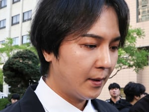 송민호 복무관리자, 병역법 위반 집행유예 2년 판결 '불복'