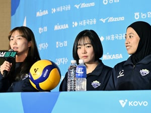 양효진 떠난 현대건설 "그냥 계속 간다!", 신생팀 SOOP "겸손함으로 반란"... 7개 구단 간판들 '양보 없는' 선전포고 [미디어데이 현장]