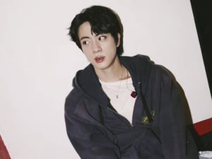 방탄소년단 진, 아이돌픽 '9월 베스트 아티스트'..4개월 연속 'No.1'