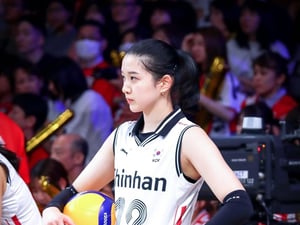 이다현, 日 열도 매료시켰다! 팬들 "여배우 외모에 실력도 압도적"→감독도 "머리 영리한 선수" 극찬