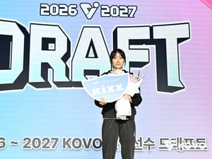 "언니 만나면 꼭 이길래요" GS칼텍스 박은빈, 올림픽 배구 국대 엄마-막내딸까지 V리그 최초 '세 자매 1R' 역사 썼다