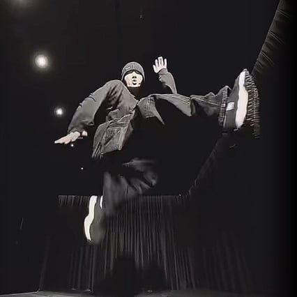 하루만에 1600만뷰! 방탄소년단 정국, 'Two' 댄스 챌린지 최강자