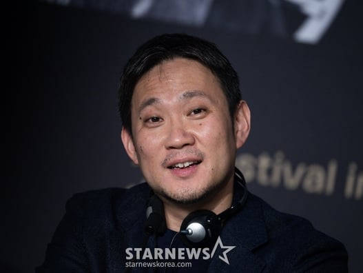'호프' 수상? 정호연, 뉴욕서 다시 칸으로 [칸★영화제]