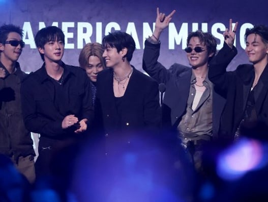 방탄소년단, 2년 연속 '아메리칸 뮤직어워드' 대상