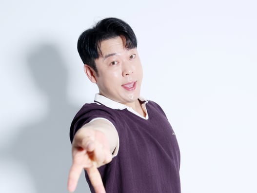 17년 전 카라 '프리티 걸', 리센느로 다시 피었다