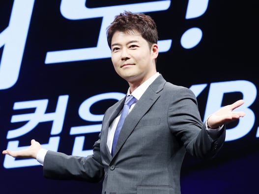 대국민 사기극? 전현무 '나혼산' 조작 논란