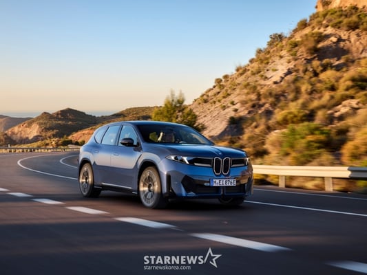 BMW코리아, 더 뉴 BMW iX3 사흘만에 사전계약 2천대 돌파 '3분기 출시'