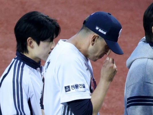 '날벼락' 홈개막전서 1선발 충격 부상 '2회 조기 강판' → "병원서 검진 받는다" [잠실 현장]