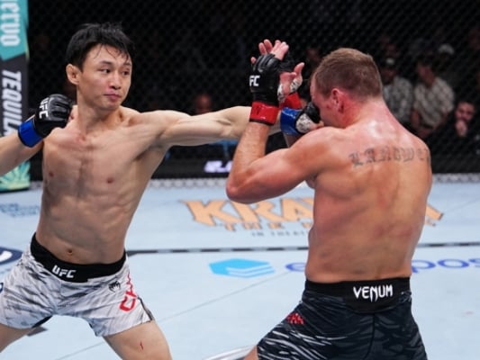 '슈퍼보이' 최두호, 무려 10년 만의 UFC 3연승 도전... '코리안 킬러' 산토스와 대격돌
